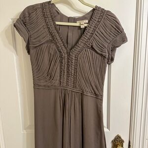 Burberry Brit Silk Blend Pleated Midi Dress NWT Mink Gray Size 6 $995 Retail